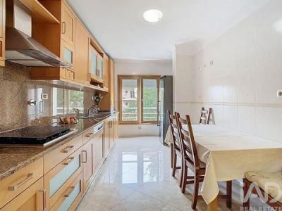 Louer Appartement 102 m2 Odivelas