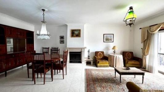 Louer Maison 167 m2 Alapraia