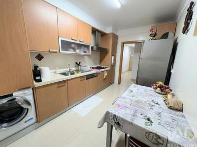 Acheter Appartement 89 m2 Agualva-cacem