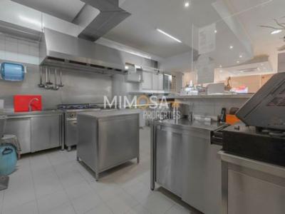 Acheter Local commercial 131 m2 Lagos