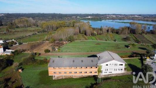 Acheter Immeuble 2821 m2 Agueda