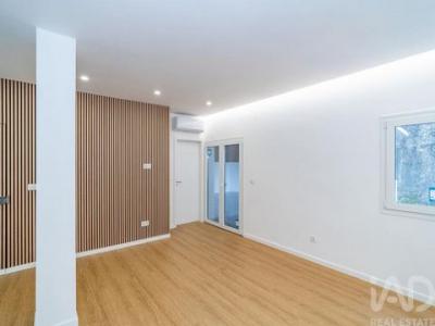 Acheter Appartement 100 m2 Coimbra