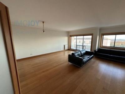 Louer Appartement 143 m2 Porto