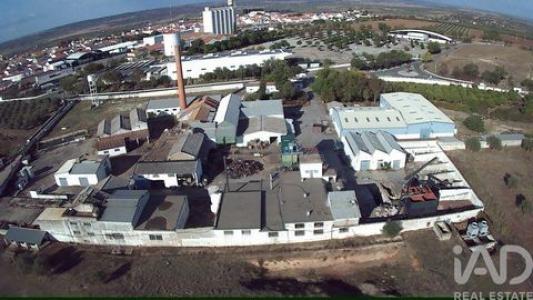 Acheter Terrain 32767 m2 Moura