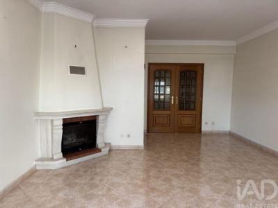 Louer Appartement 142 m2 Tomar