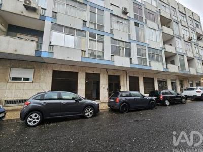 Location Local commercial Almada LARANJEIRO-E-FEIJA� 15
