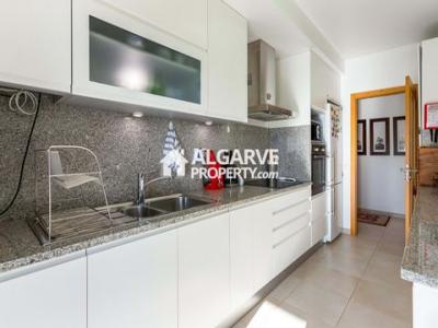 Acheter Appartement 106 m2 Quarteira