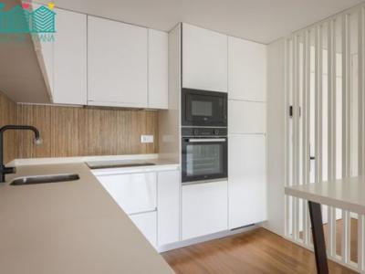 Louer Appartement 54 m2 Aveiro