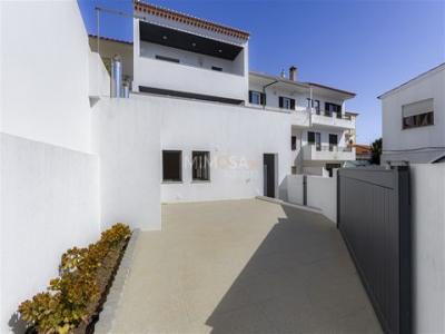 Louer Appartement 60 m2 Aljezur