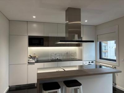 Louer Appartement 78 m2 Porto