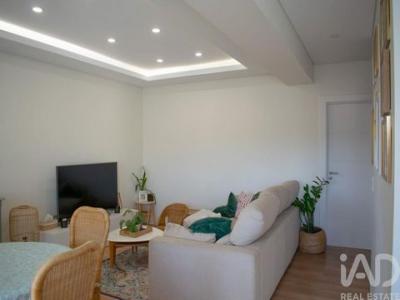 Acheter Appartement 90 m2 Seixal