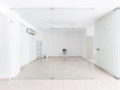 Acheter Local commercial 115 m2 Faro