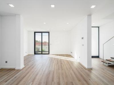 Acheter Maison 133 m2 Funchal