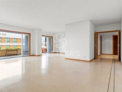 Acheter Appartement 158 m2 Oeiras