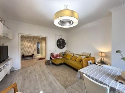 Acheter Appartement 89 m2 Seixal