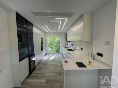 Acheter Appartement 177 m2 Loures