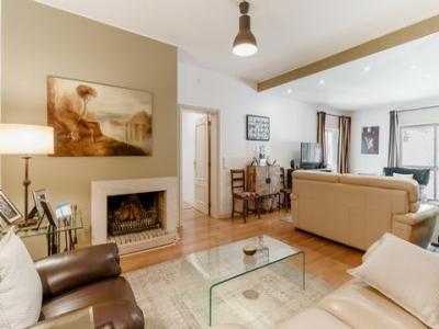 Acheter Appartement 220 m2 Alto-dos-lombos