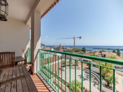 Acheter Appartement 222 m2 Funchal