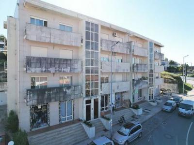 Annonce Vente Local commercial Guimaraes