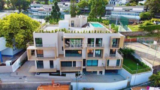Acheter Appartement 91 m2 Funchal