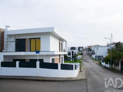 Acheter Maison 121 m2 Seixal