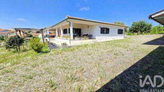 Acheter Maison 374 m2 Oliveira-do-hospital