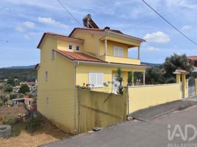 Acheter Maison 431 m2 Lousa