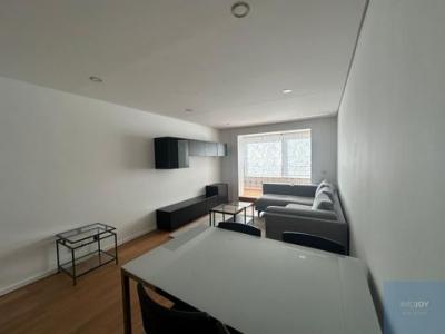Louer Appartement 73 m2 Porto