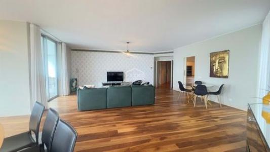 Acheter Appartement 215 m2 Funchal