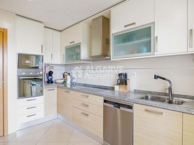 Acheter Appartement 114 m2 Quarteira
