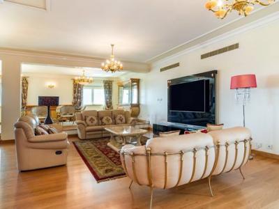 Acheter Maison 628 m2 Amadora