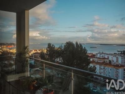 Acheter Appartement 128 m2 Setubal