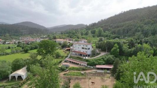 Louer Local commercial 314 m2 Miranda-do-corvo