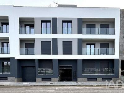 Acheter Appartement 94 m2 Seixal