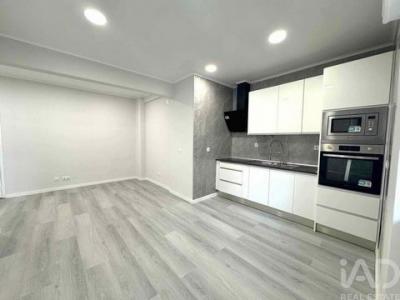 Acheter Appartement 40 m2 Amadora
