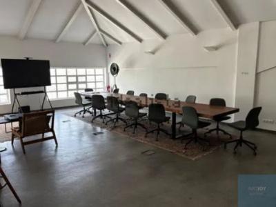 Louer Local commercial 94 m2 Vila-nova-de-gaia