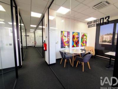 Louer Local commercial 134 m2 Oeiras