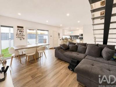 Acheter Maison 196 m2 Seixal