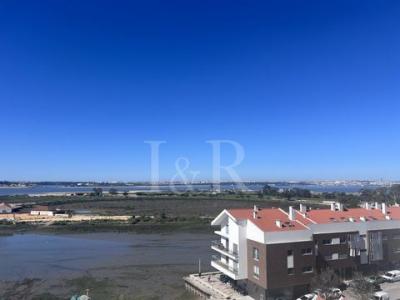 Acheter Appartement 185 m2 Barreiro