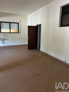 Location Local commercial Vale-de-cambra VILA-CHA�,-CODAL-E-VILA-COVA-DE-PERRINHO 01
