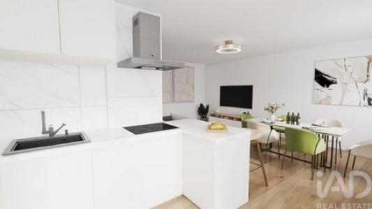 Acheter Appartement 98 m2 Seixal