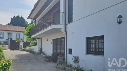 Acheter Maison 146 m2 Oliveira-de-azemeis