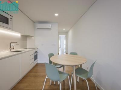 Louer Appartement 73 m2 Aveiro
