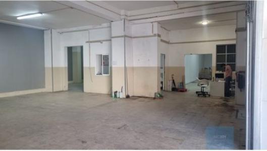Annonce Location Local industriel Portela