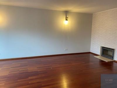 Louer Appartement 121 m2 Porto