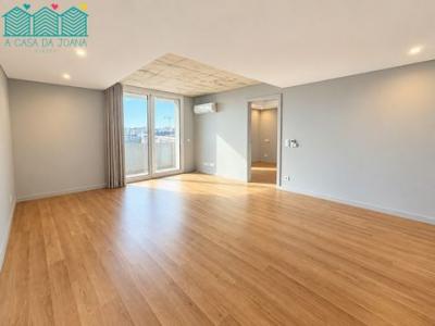 Louer Appartement 53 m2 Aveiro